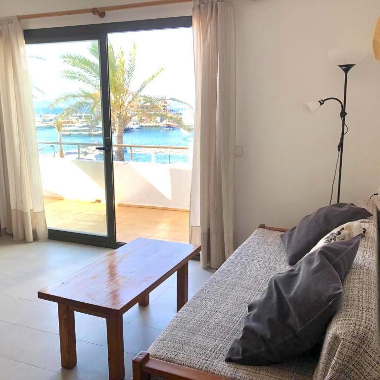 Apartamentos Mar I Vent Puerto De La Savina  Dış mekan fotoğraf
